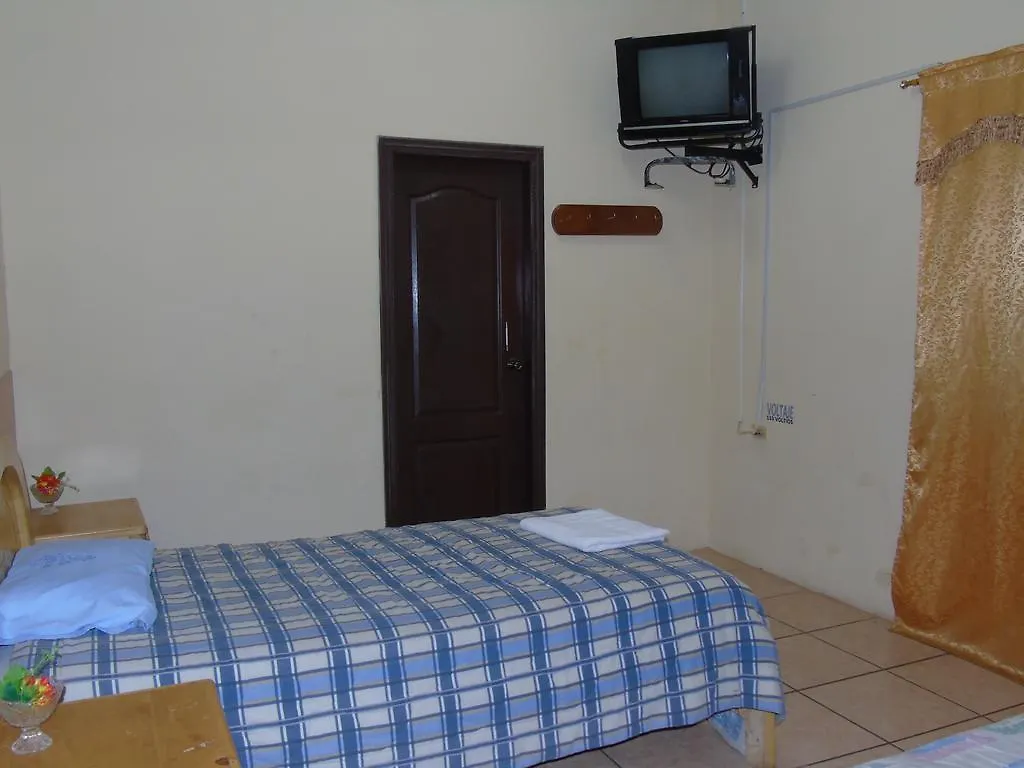 Brattle Hospedaje Puerto Ayora