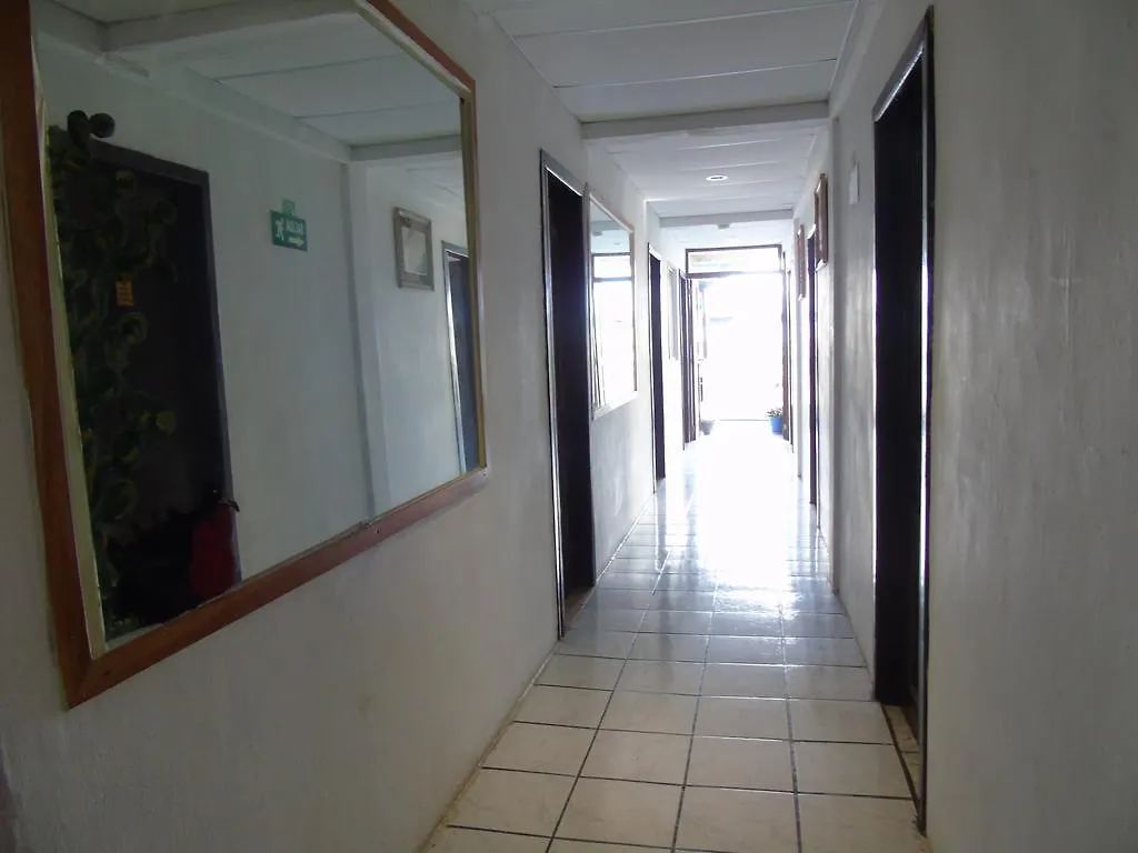Pensión Brattle Hospedaje Puerto Ayora