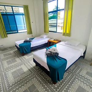  Hostel Gardner
